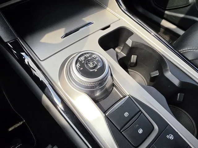 2023 Ford Explorer ST photo 19