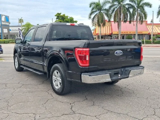 2021 Ford F-150 XLT photo 3