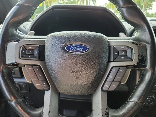 2019 Ford F-150 Raptor photo 22