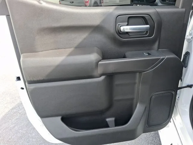 2021 Chevrolet Silverado 1500 LT photo 9