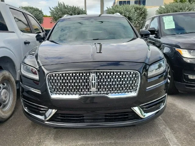 2020 Lincoln Nautilus Standard photo 2