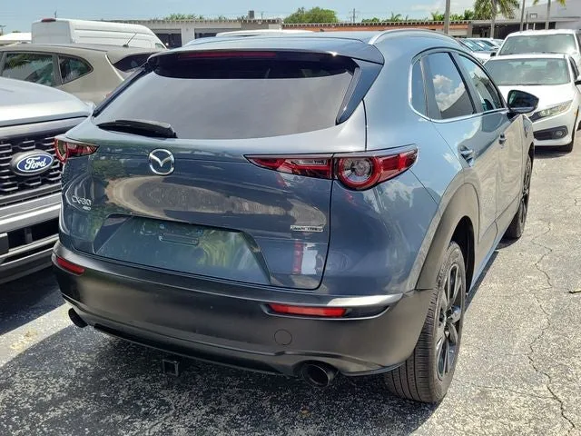 2022 Mazda CX-30 2.5 S Carbon Edition photo 3