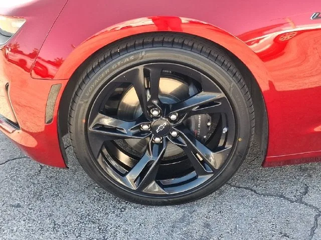 2023 Chevrolet Camaro LT1 photo 5