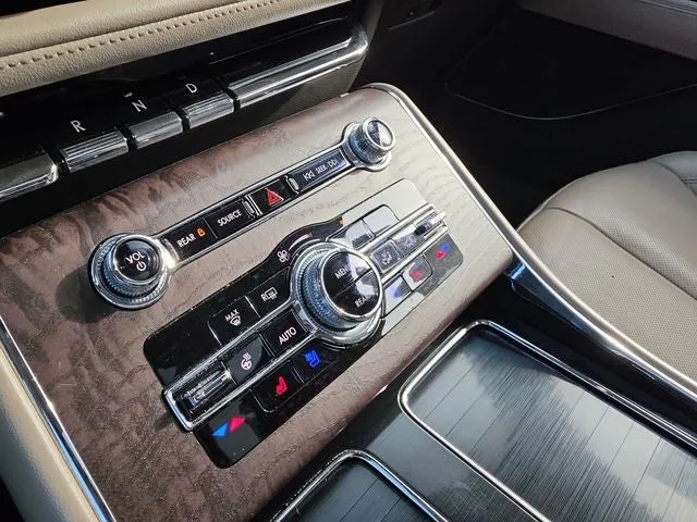 2024 Lincoln Aviator Reserve Premium photo 22