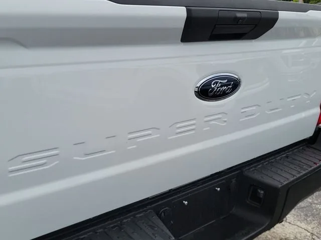 2026 Ford F-250SD XL photo 6
