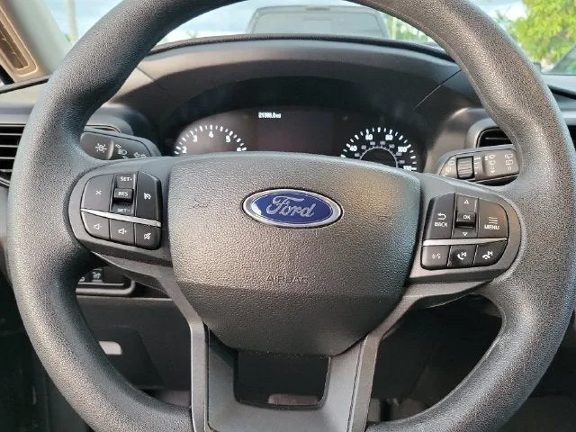 2023 Ford Explorer Base photo 18