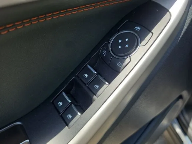 2022 Ford Explorer Timberline photo 16