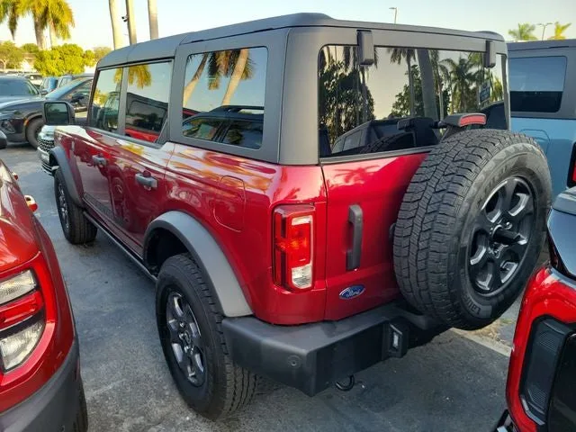 2025 Ford Bronco Big Bend photo 3