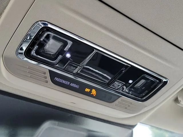 2024 Lincoln Corsair Premiere photo 30
