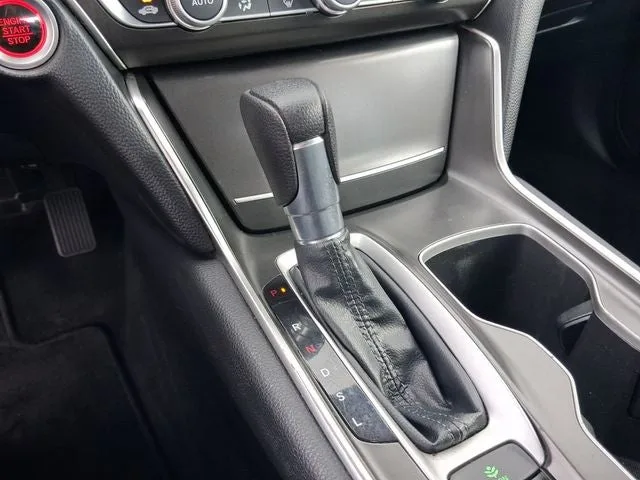 2018 Honda Accord LX photo 20