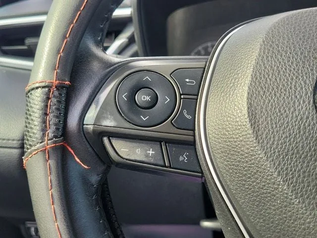 2022 Toyota Corolla Cross LE photo 20
