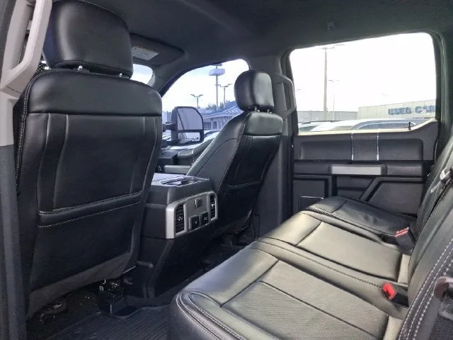 2020 Ford F-250SD Lariat photo 5