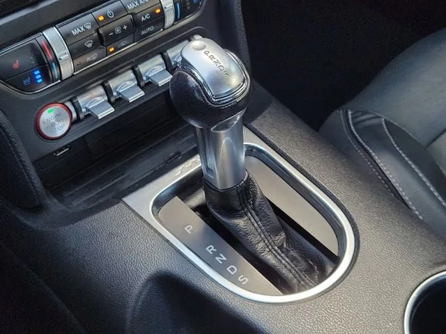 2020 Ford Mustang EcoBoost Premium photo 28