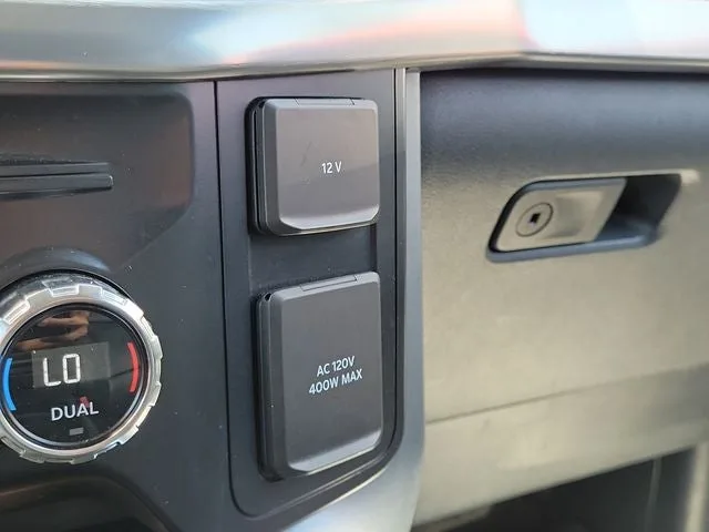 2021 Ford F-150 Lariat photo 30