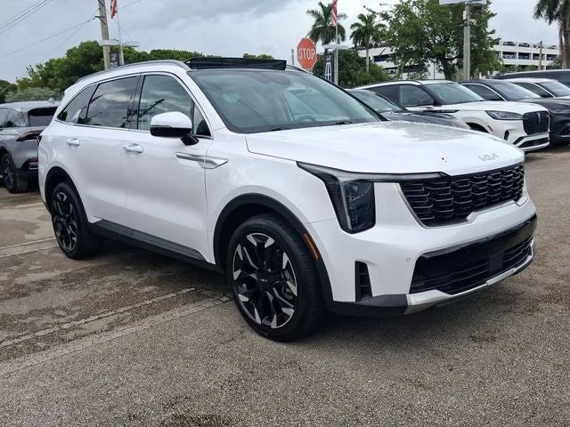 2025 Kia Sorento EX photo 22