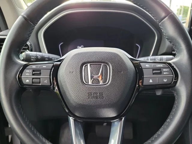 2024 Honda Pilot EX-L 7 Passenger photo 17