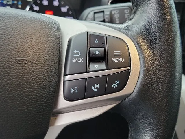 2022 Ford Explorer XLT photo 17