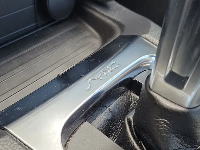 2022 Ford Mustang EcoBoost Premium photo 27