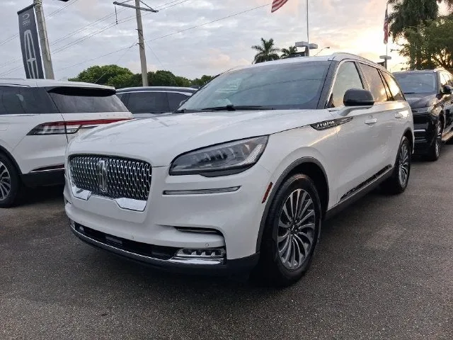 2021 Lincoln Aviator Reserve Premium photo 2