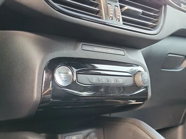 2024 Ford Escape ST-Line photo 23