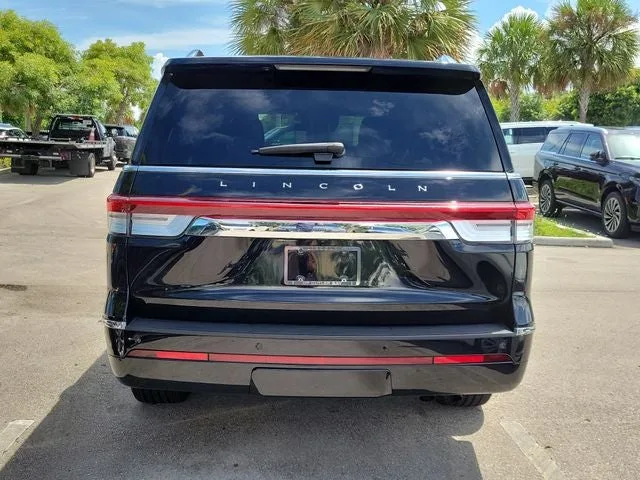 2023 Lincoln Navigator Reserve photo 5