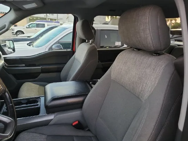 2021 Ford F-150 XLT photo 11