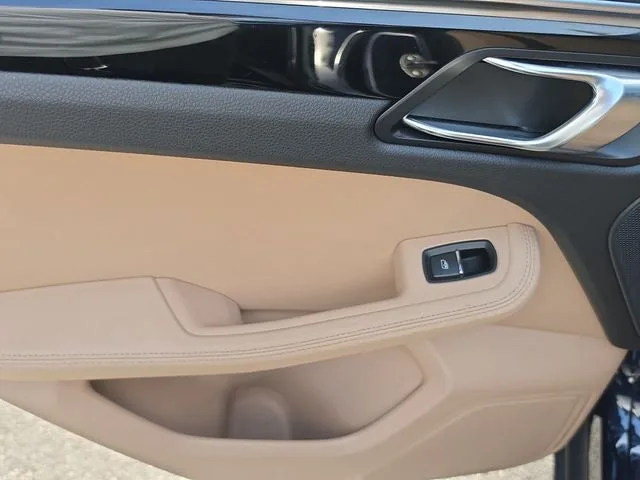 2020 Porsche Macan S photo 9