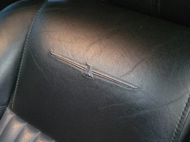 2005 Ford Thunderbird Base photo 13
