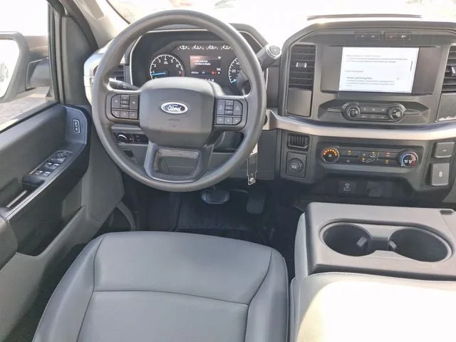 2022 Ford F-150 XL photo 8