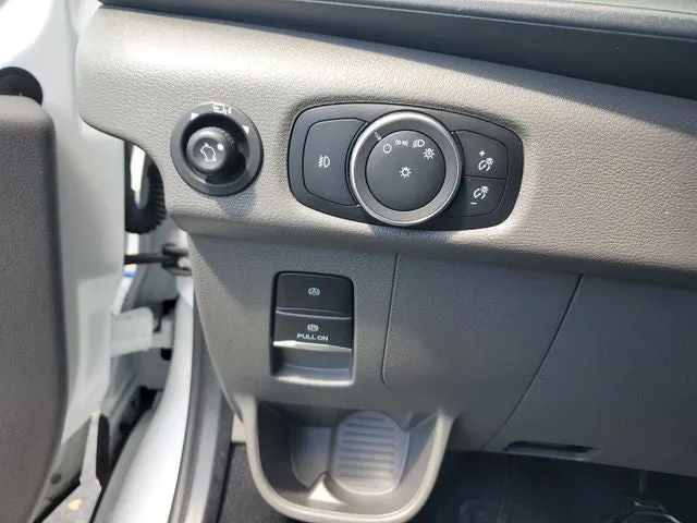 2023 Ford Transit-350 XLT photo 22