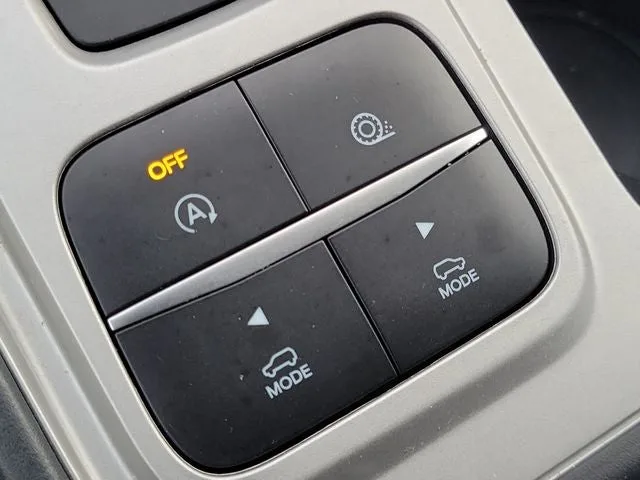 2023 Ford Explorer Base photo 25