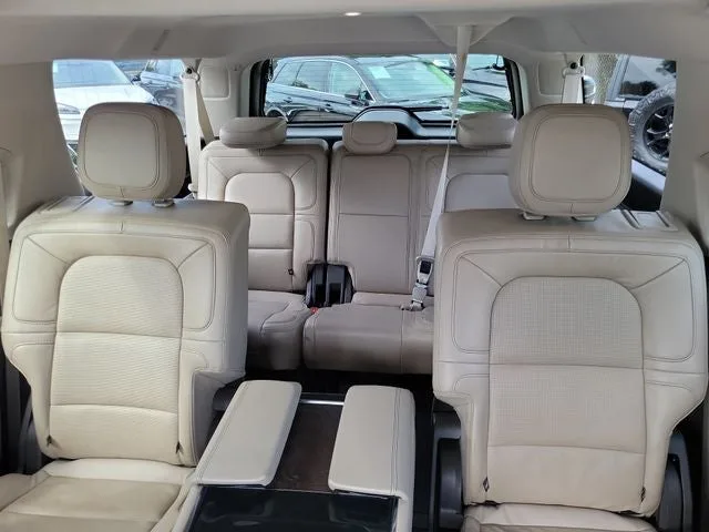 2022 Lincoln Navigator L Reserve photo 12