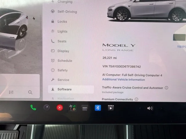 2026 Tesla Model Y Premium photo 6