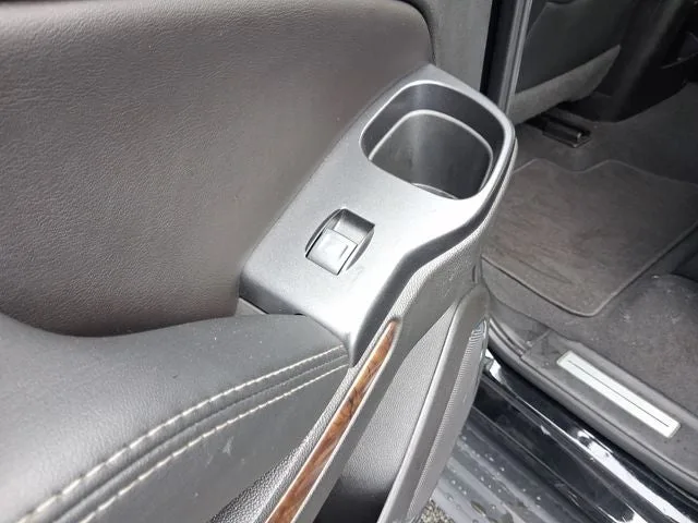 2019 Chevrolet Tahoe LT photo 10