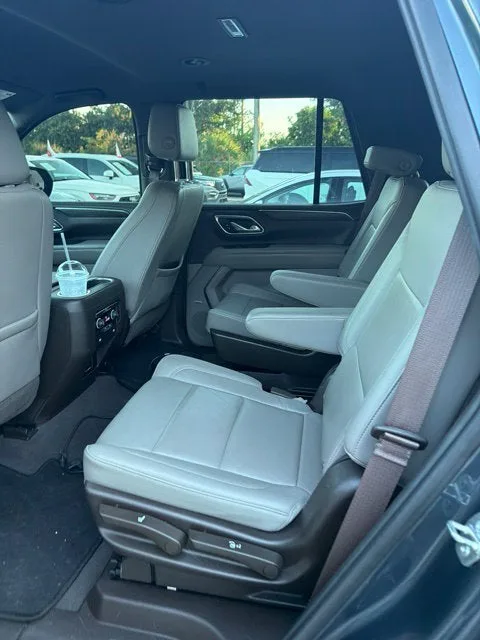 2021 Chevrolet Tahoe LT photo 3