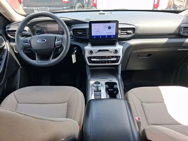 2020 Ford Explorer Base photo 6