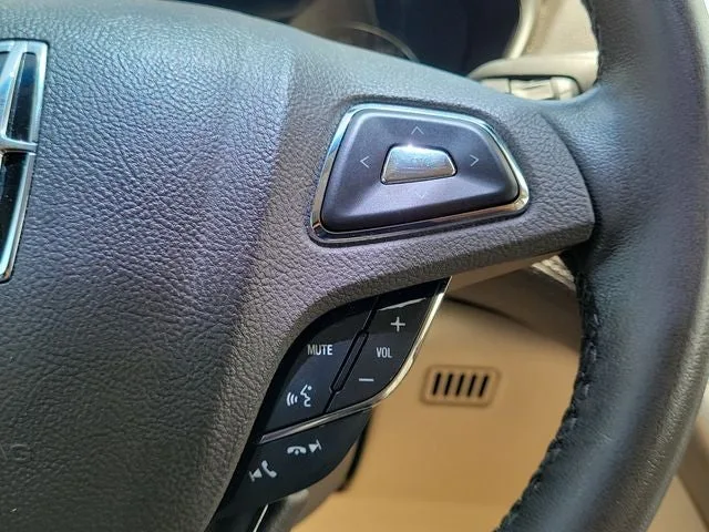 2018 Lincoln MKX Premiere photo 16