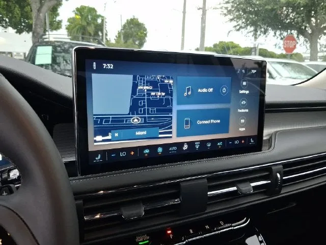 2024 Lincoln Corsair Premiere photo 19