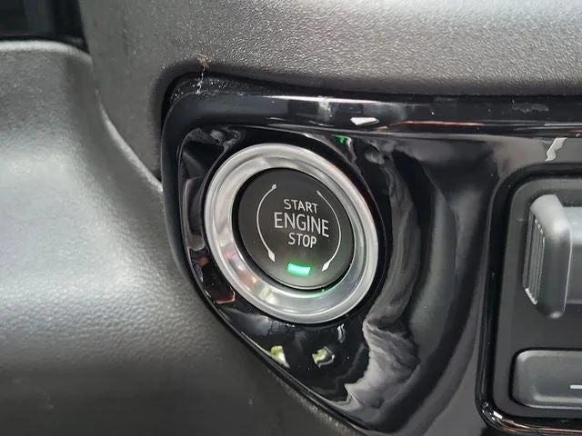2023 GMC Sierra 1500 SLT photo 23