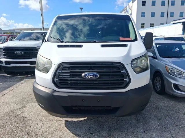 2019 Ford Transit-250 Base photo 2
