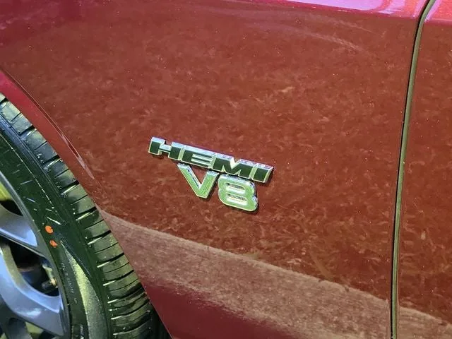 2018 Dodge Challenger R/T photo 8
