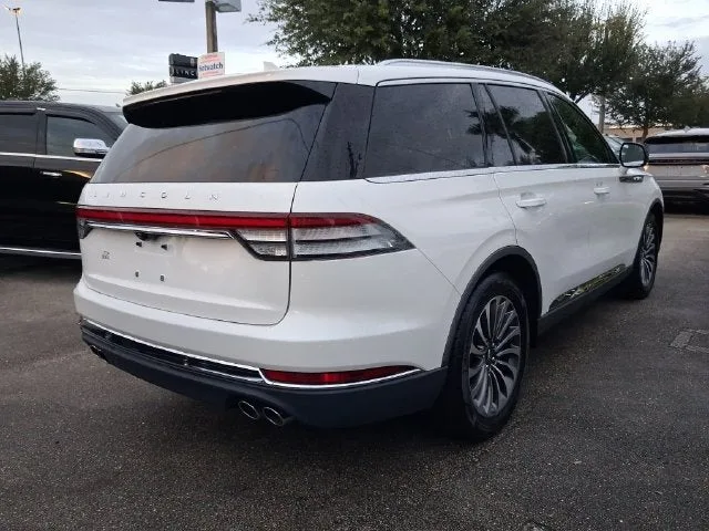 2021 Lincoln Aviator Reserve Premium photo 4