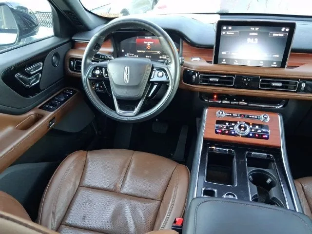 2023 Lincoln Aviator Reserve Premium photo 8