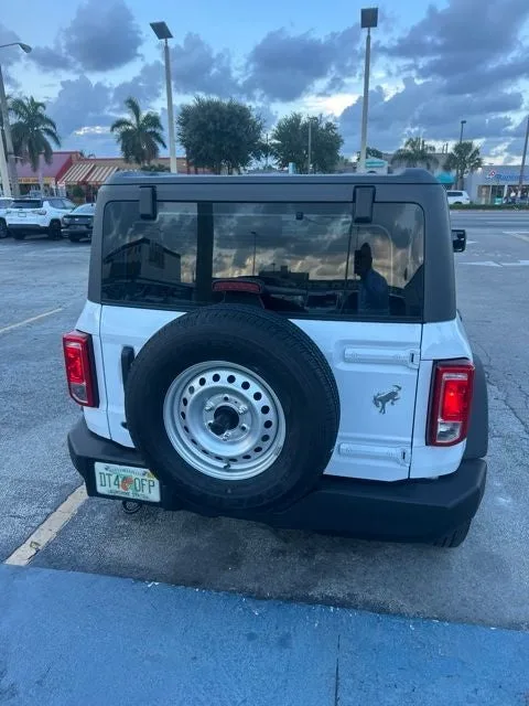 2025 Ford Bronco Base photo 12