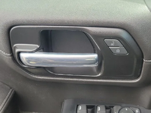 2022 Chevrolet Silverado 1500 LTD RST photo 16