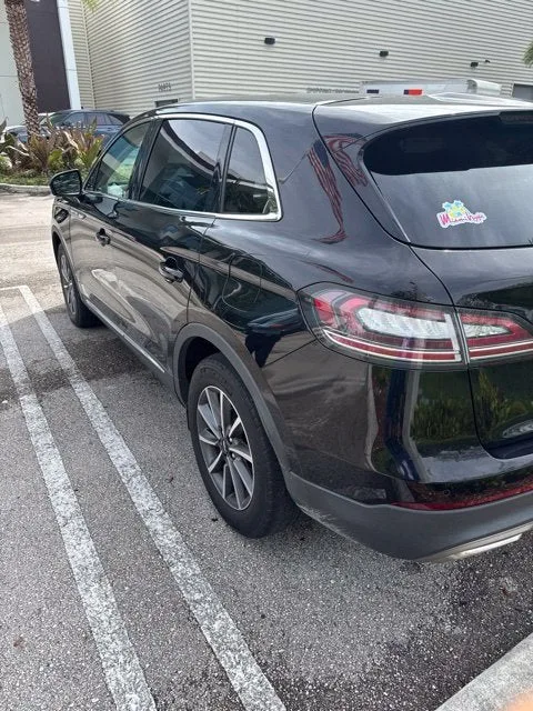 2022 Lincoln Nautilus Standard photo 7