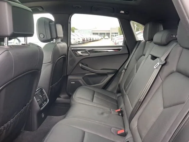 2019 Porsche Macan S photo 6