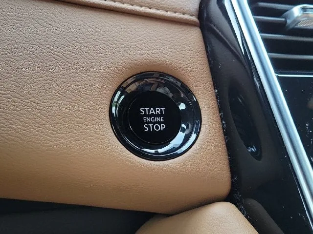2025 Nissan Armada SL photo 23