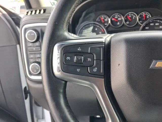 2022 Chevrolet Silverado 2500HD LT photo 18