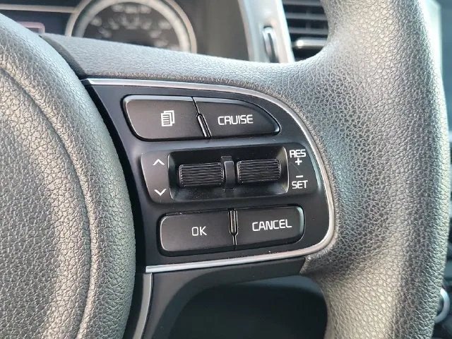 2019 Kia Niro LX photo 22